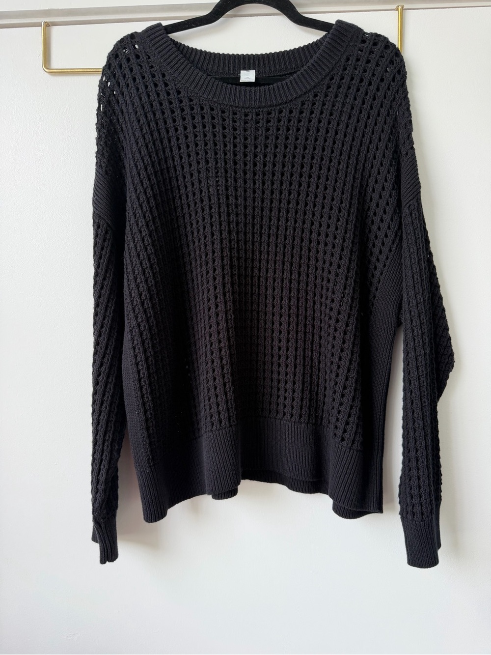 Old Navy Black Open-Knit Crewneck Sweater